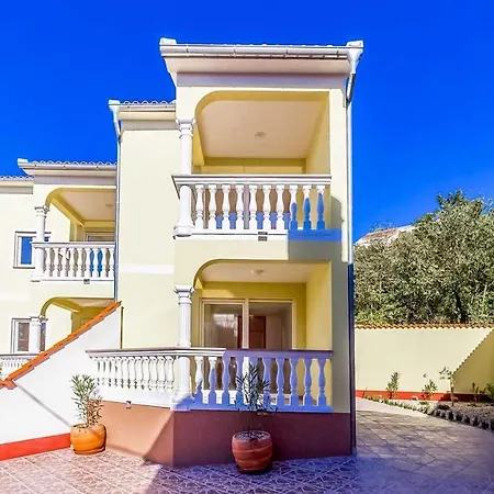 Vila Chiara 1, 2 Crikvenica