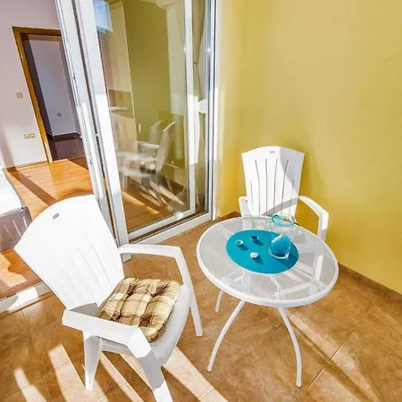 Vila Chiara 1, 2 * Crikvenica