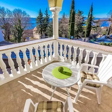Vila Chiara 1, 2 Villa *