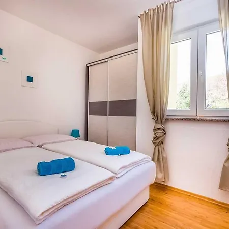 Vila Chiara 1, 2 * Crikvenica